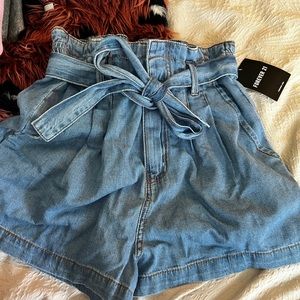 Forever 21 jean paper bag shorts with belt